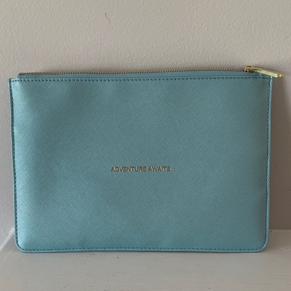 Katie Loxton - London 'Adventure Awaits' Zip Pouch